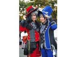 Ragazze mascherate ad Harajuku