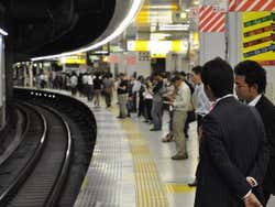 Linea Yamanote, binario